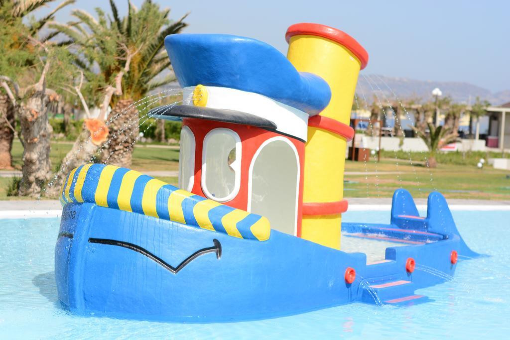 Santa Marina Beach Gazi Екстер'єр фото