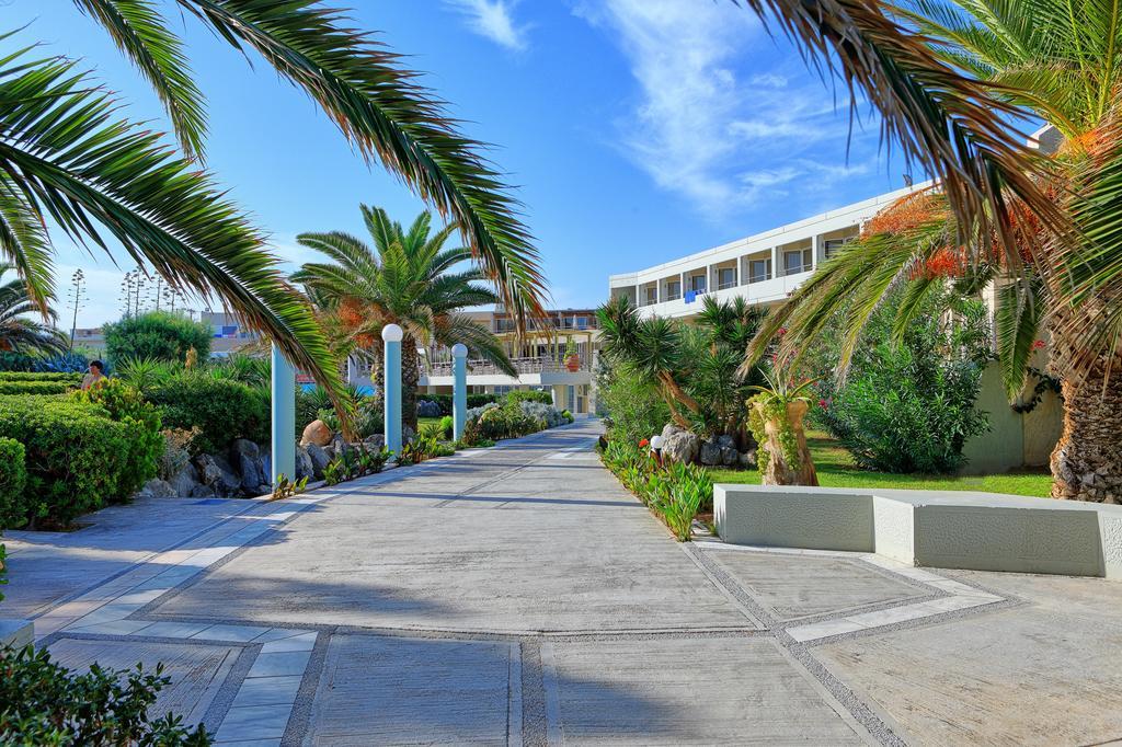 Santa Marina Beach Gazi Екстер'єр фото