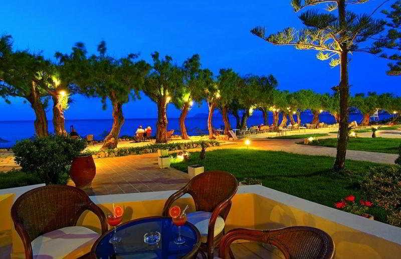 Santa Marina Beach Gazi Екстер'єр фото